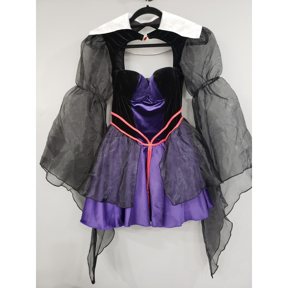 NWT Dolls Kill Trickz N' Treatz One Bad Apple Evil Queen Costume Renaissance